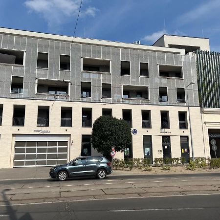 Appartement Párizsi Udvar Prémium Apartman à Debrecen Extérieur photo