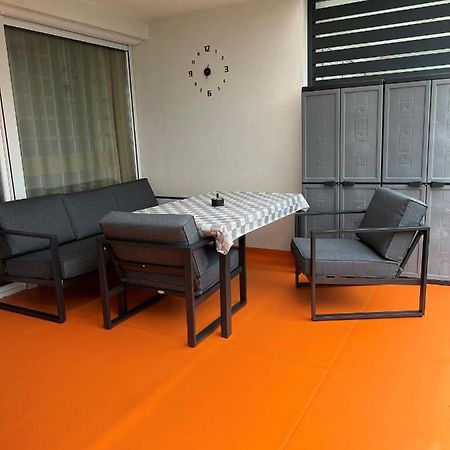 Appartement Párizsi Udvar Prémium Apartman à Debrecen Extérieur photo