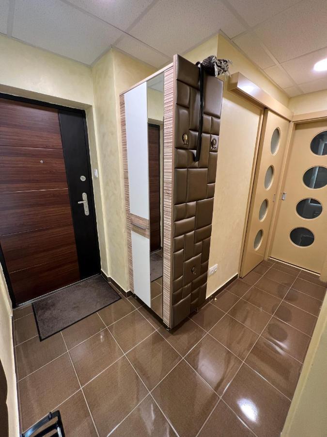 Appartement Párizsi Udvar Prémium Apartman à Debrecen Extérieur photo