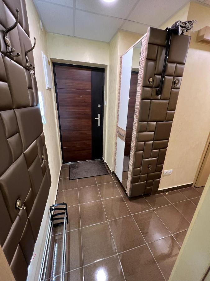 Appartement Párizsi Udvar Prémium Apartman à Debrecen Extérieur photo