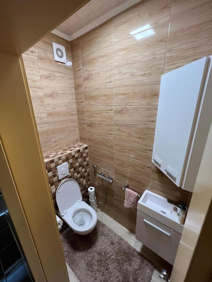 Appartement Párizsi Udvar Prémium Apartman à Debrecen Extérieur photo